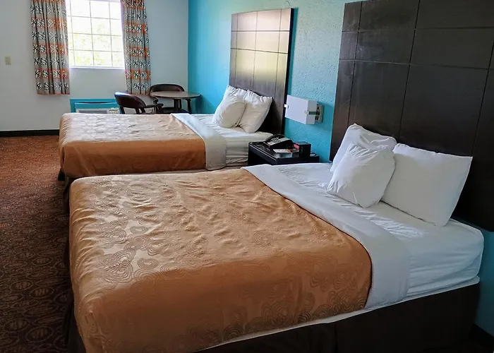 Howard Johnson By Wyndham Branson Theatre District