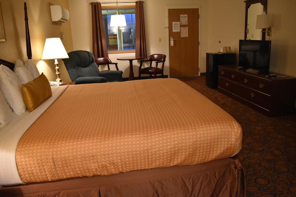 Howard Johnson By Wyndham Theatre District 2* Branson